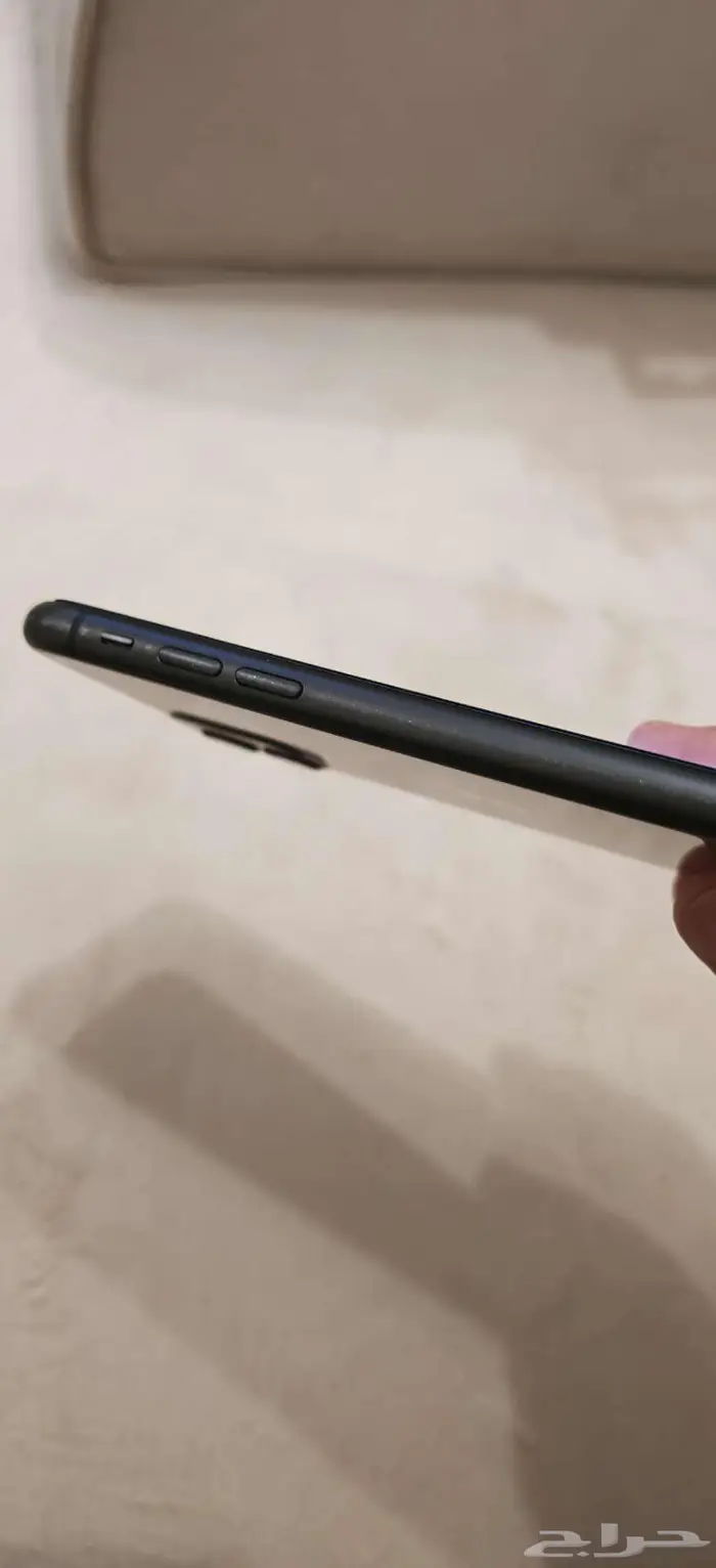 ايفون 11 وهونر 400 برو 3