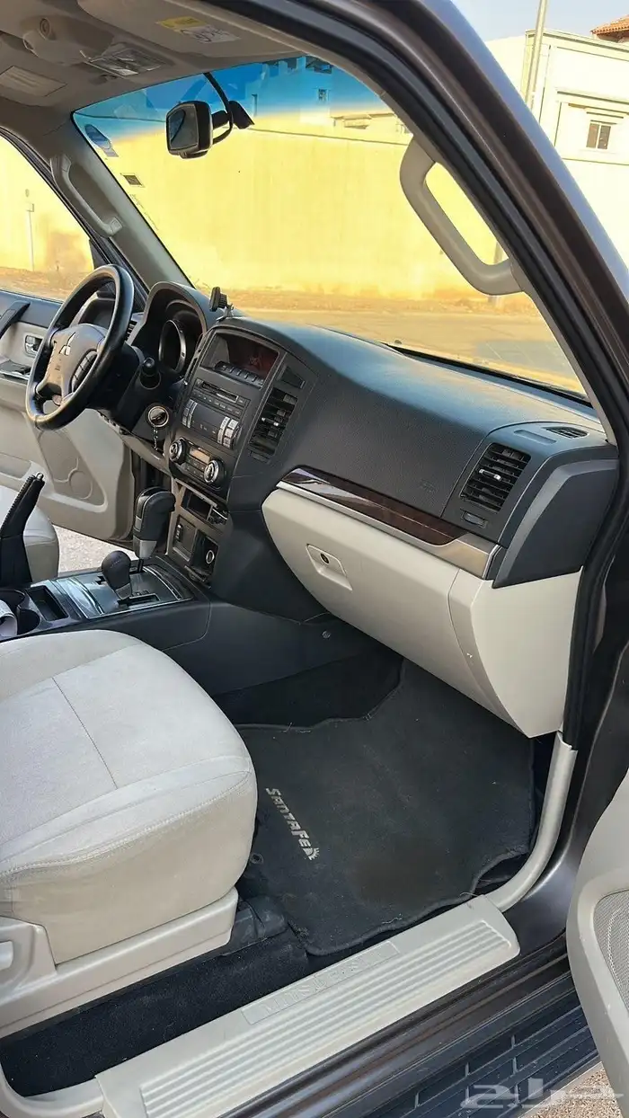 للبيع   باجيرو 2014 4