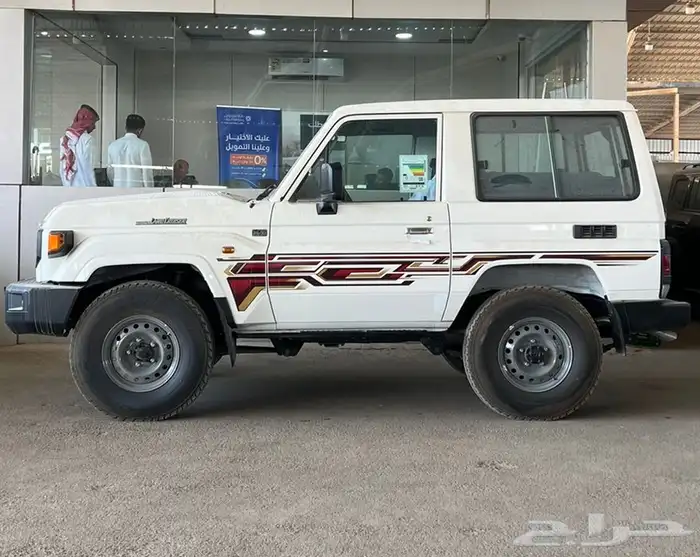 جيب ربع مواصفات خاصة محرك بنزين لدى الفريدي 1