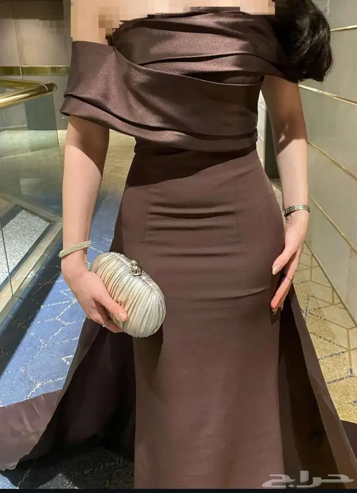 إعلان عن تقبيل مشغل نسائي مميز 6