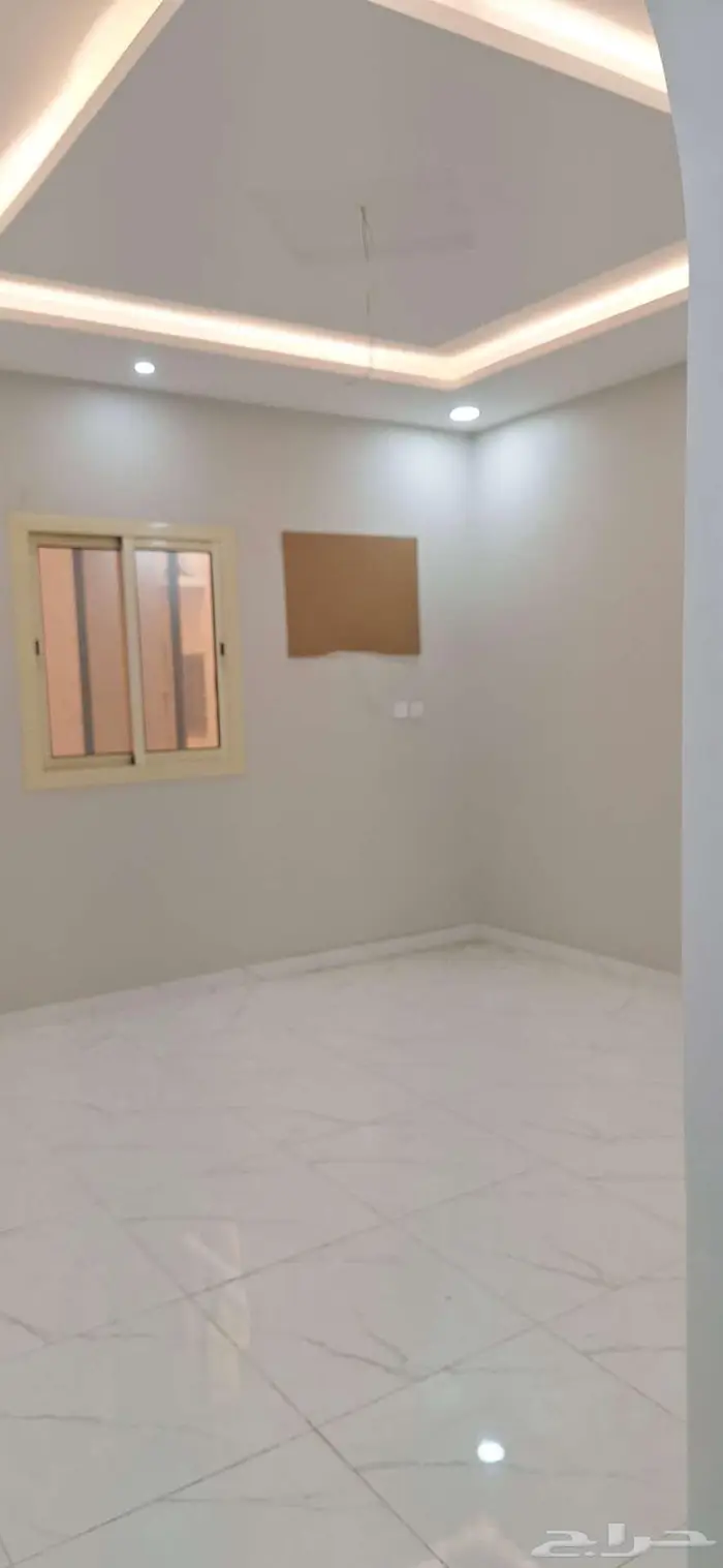 شقه للايجار حي التيسير 1