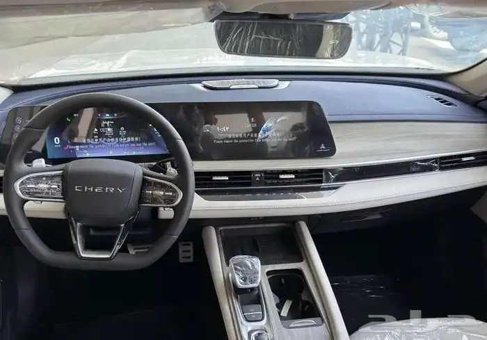 شيري اريزو 8 لاكجري موديل 2025 كاش و تقسيط 4