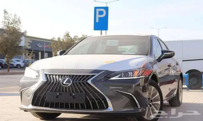 تتوفر فئات لكزس ES نظام دفعتين سعودي اصفار بأقل هامش ربح 0