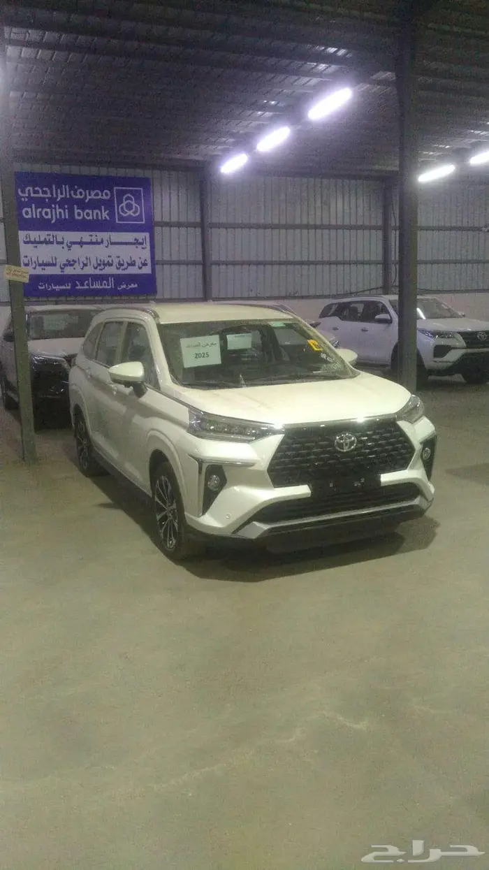 تويوتا فيلوز الجديده 2025 العائليه 7مقاعد كاش واقساط وعروض 2