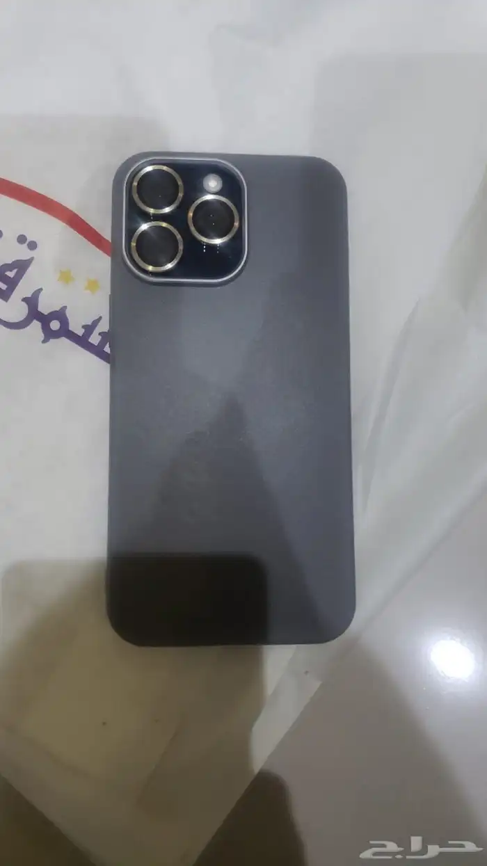 ايفون 15برو ماكس شبه جديد ولا خدش ولا افتك 2