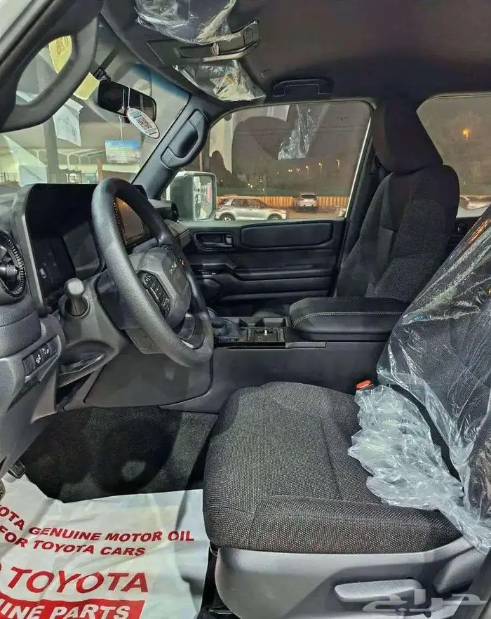 تويوتا برادو TXL1 بنزين 2025 11