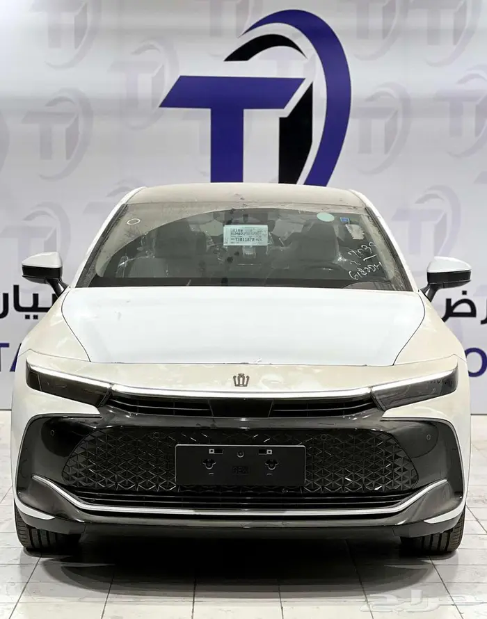 كراون 2.5 برستيج هايبرد 2026 0