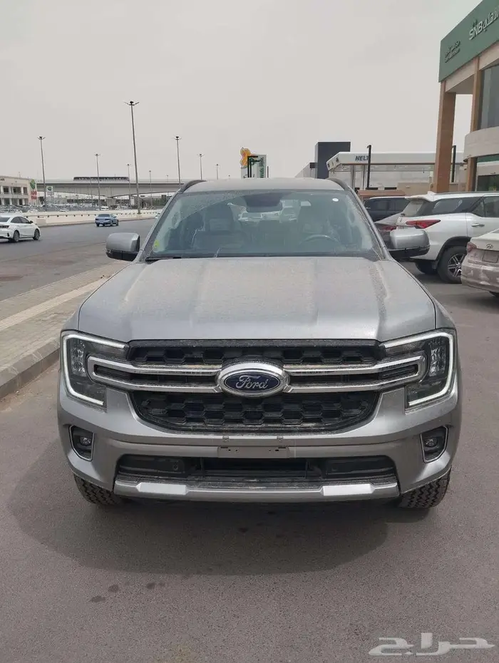 فورد ايفرست XLT نص فل وليمتيد فل كامل 2025 جميع الالوان 2