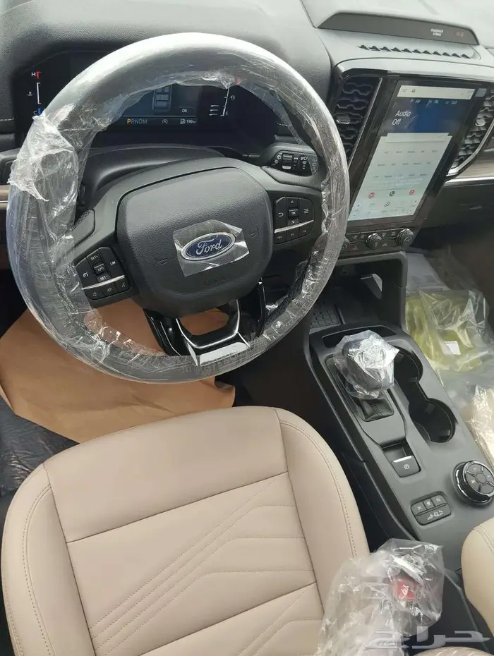 فورد ايفرست XLT نص فل وليمتيد فل كامل 2025 جميع الالوان 11