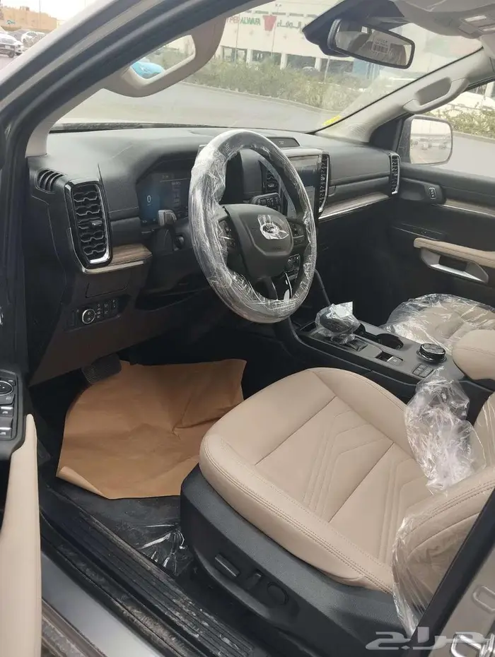 فورد ايفرست XLT نص فل وليمتيد فل كامل 2025 جميع الالوان 9