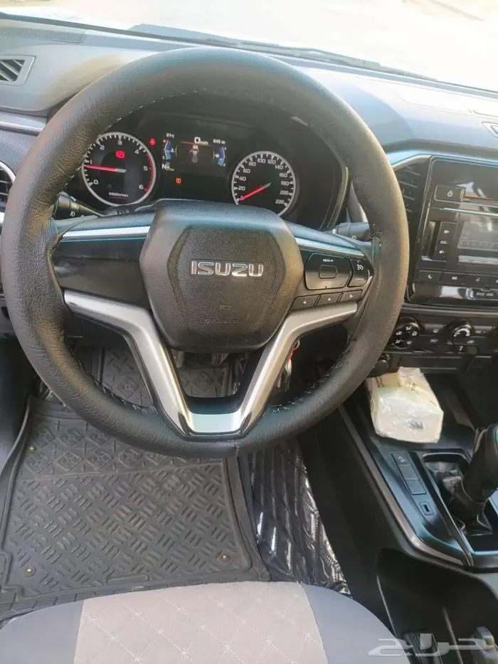 ايسوزو ديماكس الممشى قليل دبل2022 LS قير اوتماتيك بدي وكاله 21