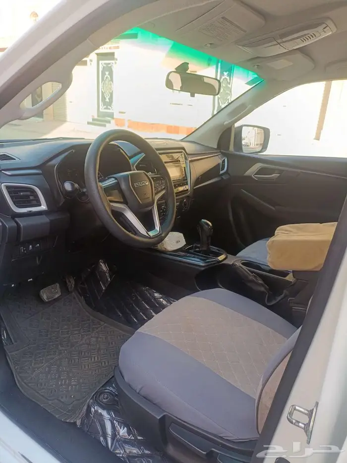 ايسوزو ديماكس الممشى قليل دبل2022 LS قير اوتماتيك بدي وكاله 27