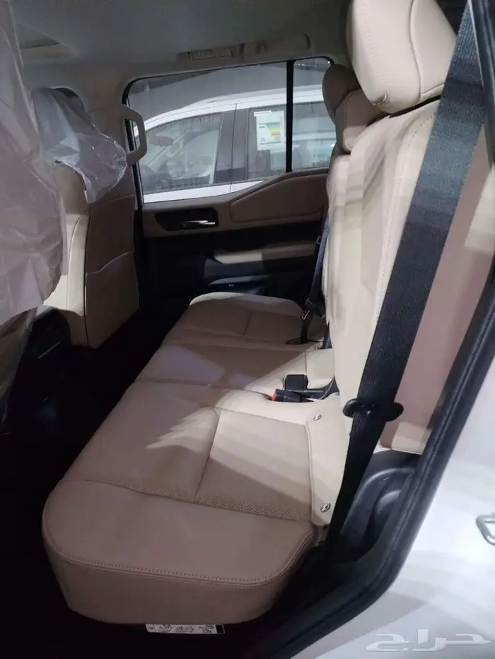 برادو تي اكس ال 3 بنزين ابيض اقل سعر بالمملكه بطاقه جمركية 2