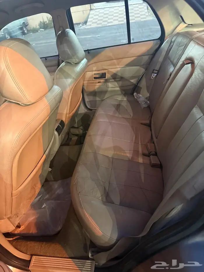 فورد فكتوريا للبيع 4