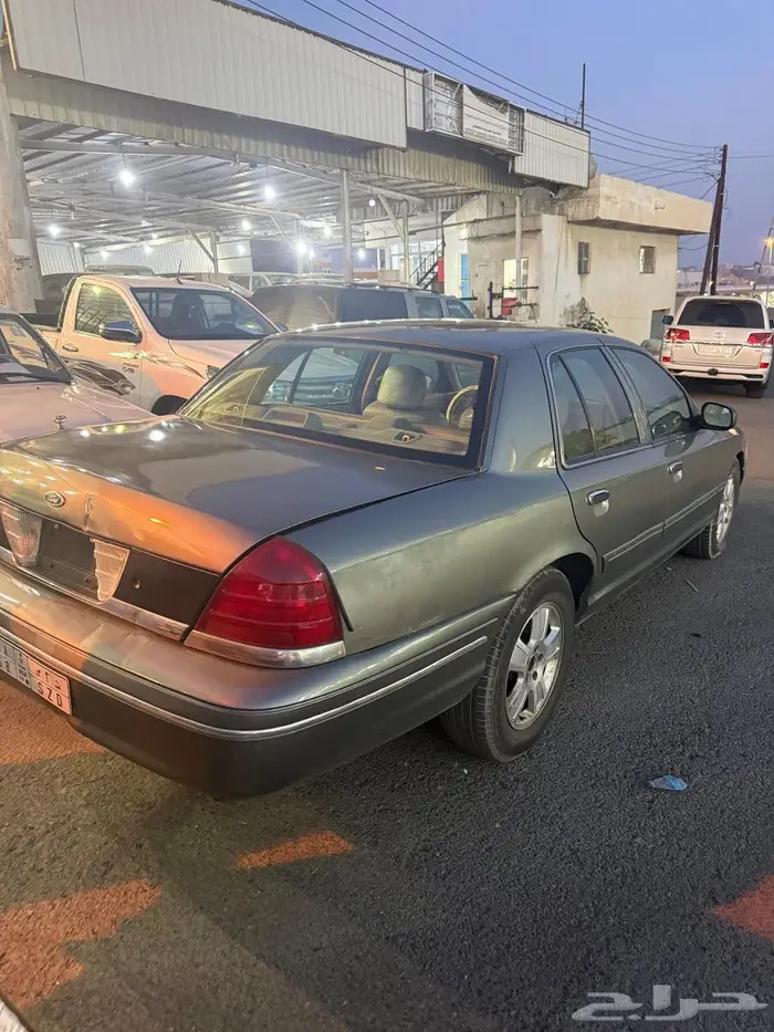 فورد فكتوريا للبيع 5