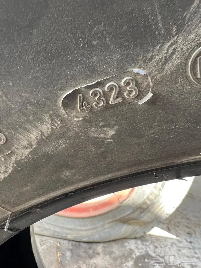 للبيع ثلاث كفرات تريله سنقل 0