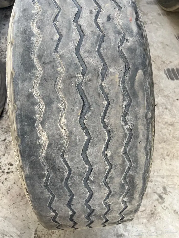 للبيع ثلاث كفرات تريله سنقل 2