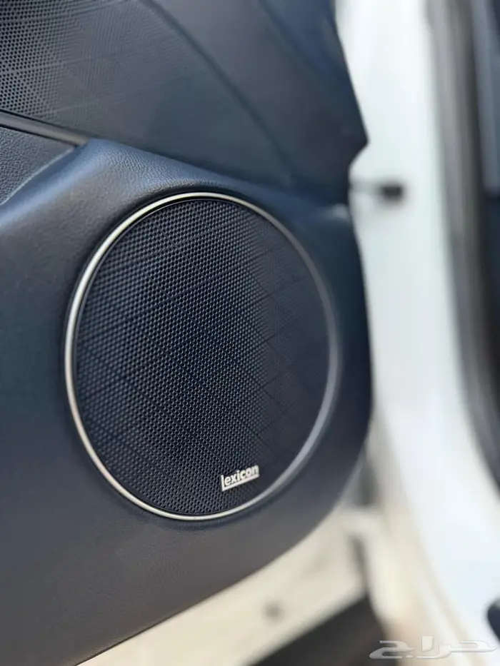 GV70 ( سبورت رويال ) أعلى فئة 21