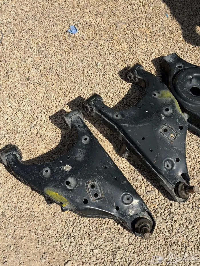 مقصات باترول(y62) و ارمادا و Infiniti QX80 1