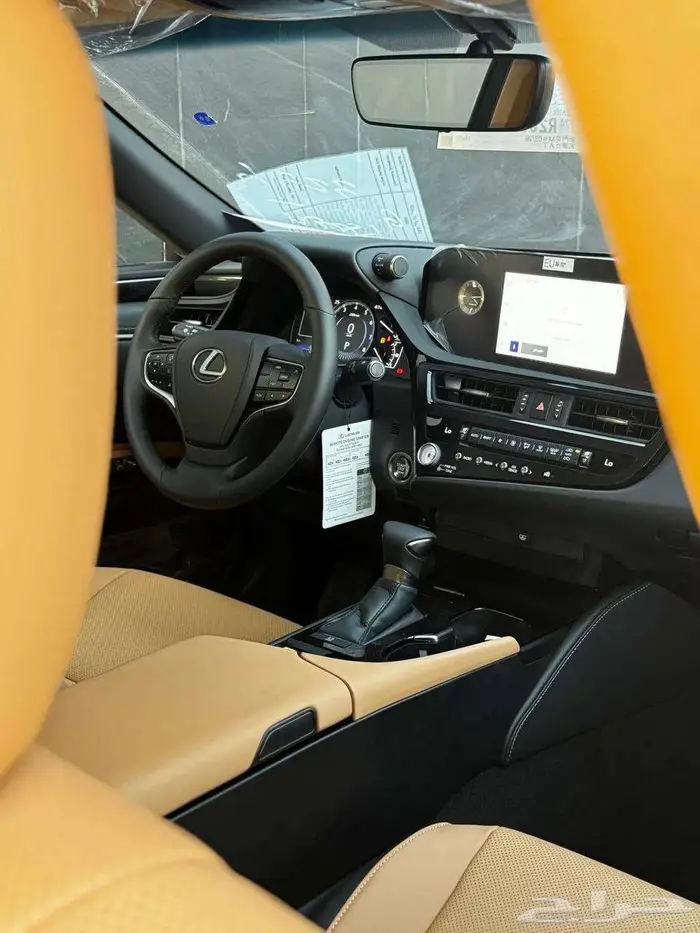 لكزس ES 250 AA 2025 لدى شركة عبدالمجيد الخضر 8