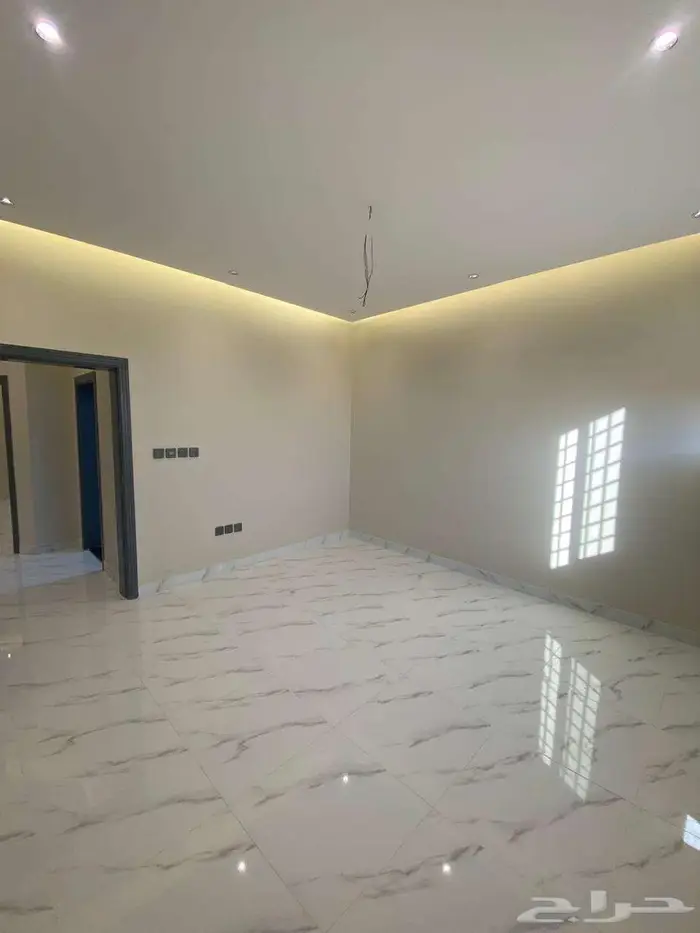 عقار رقم 170  شقق جديدة للإيجار بحي البحيرات قريب البحر 9