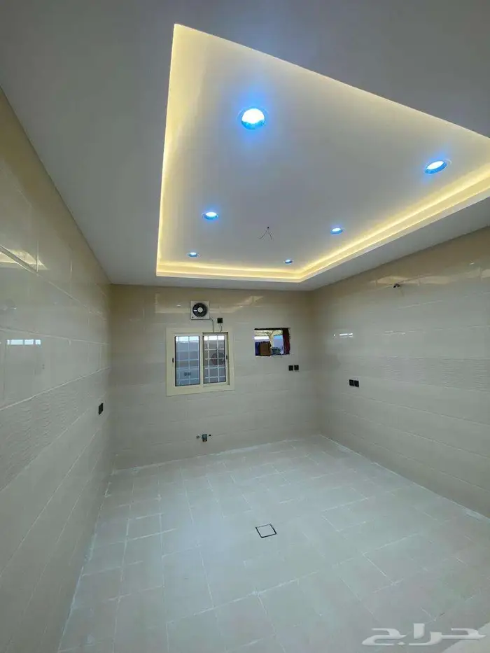 عقار رقم 170  شقق جديدة للإيجار بحي البحيرات قريب البحر 14