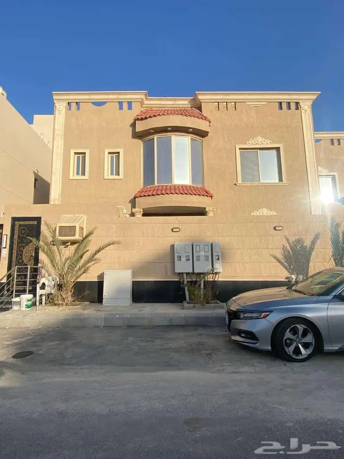 عقار رقم 170  شقق جديدة للإيجار بحي البحيرات قريب البحر 0