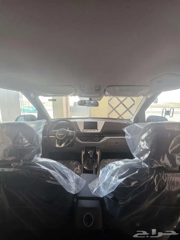 كيا كارينز ستاندر 2025 4