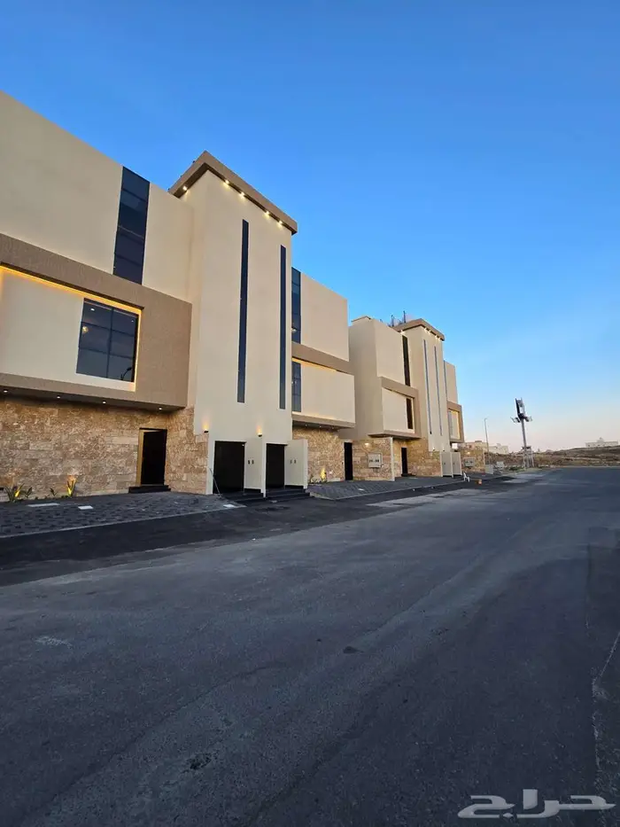 للبيع شقق ارضيه مداخل مستقله 6غرف VIP من550 ألف أبها المحالة 0