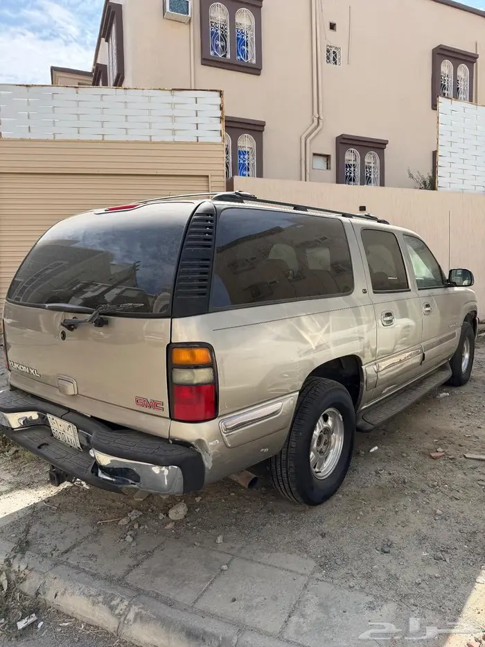 جي ام سي يوكون 2000 3