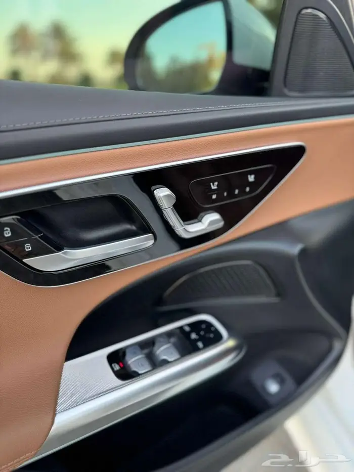 2024 مرسيدس E200 11