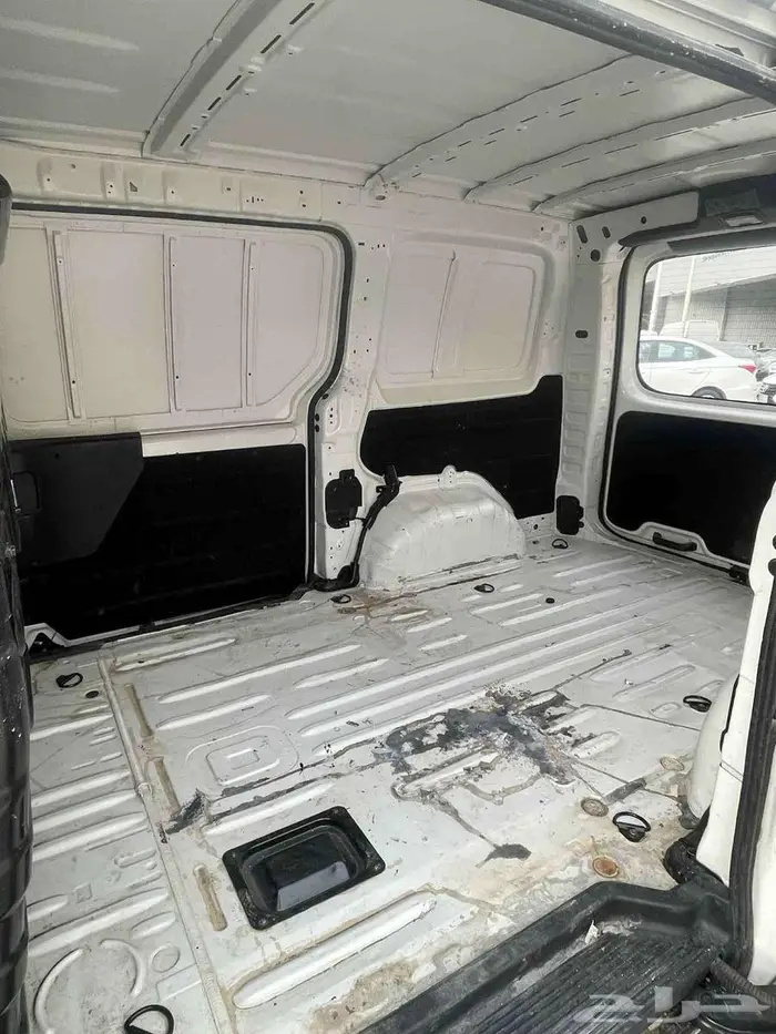 هونداي ستاريا 2022 6