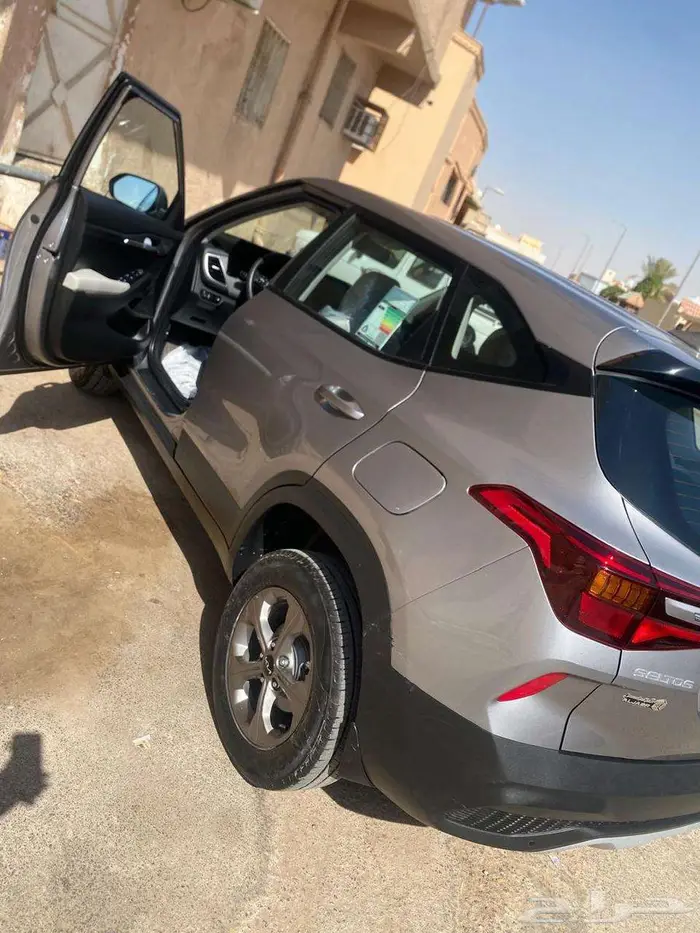 كيا سيلتوس 2023 عداد 56000 11