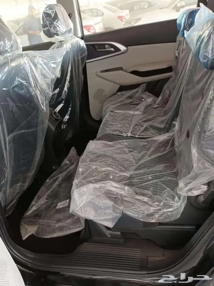 كيا كارينز 2025 استاندر 9