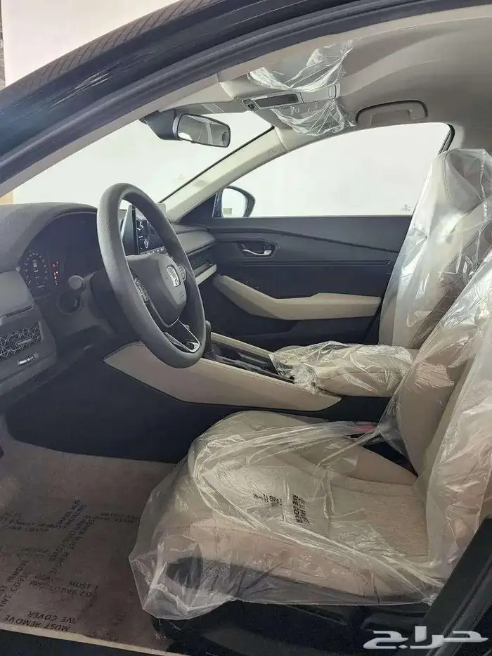 هوندا اكورد LX 2025 6