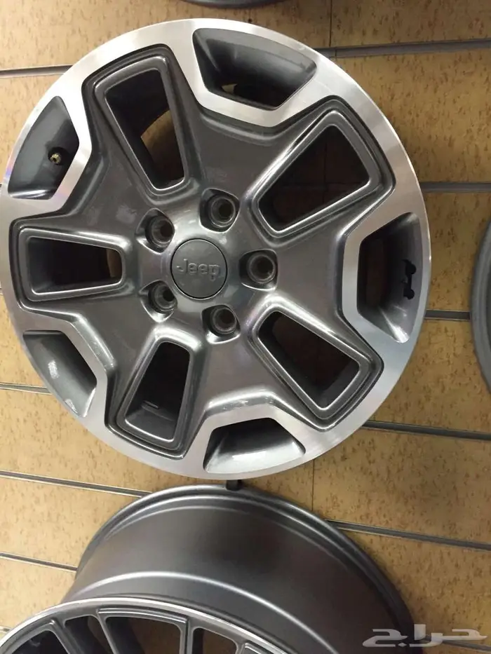 يتوفر جميع انواع جنوط الجيب الشروكي ورانجلر اصلية وكالة 1 29