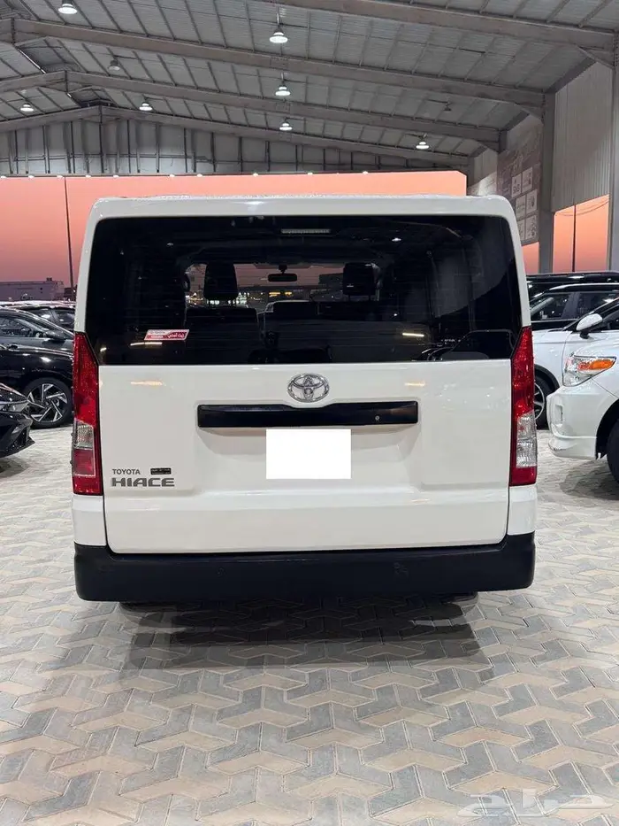 تويوتا هايس فان بضاعه 2022ديزل 3