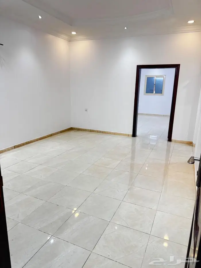 شقة للإيجار الصالحيه 0