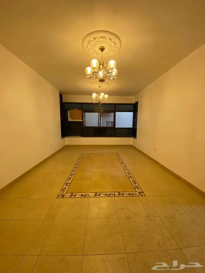 شقة للايجار مكونه من 5 غرف بحي الفيصلية خلف عزيز مول 8