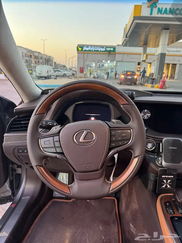 لكزس LS350 BB 2018 3