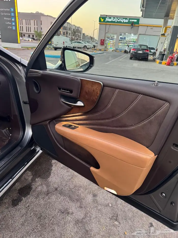 لكزس LS350 BB 2018 9