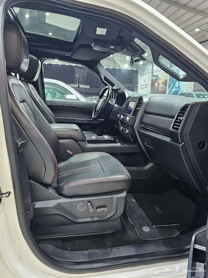 فورد اكسبيدشن 2020 ( لميتد فل كامل اعلى فئه ) 15