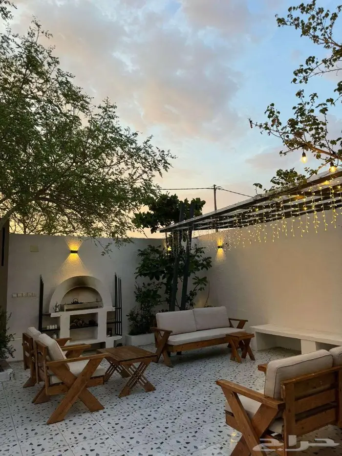 شاليه قسمين مع مسبحين 10