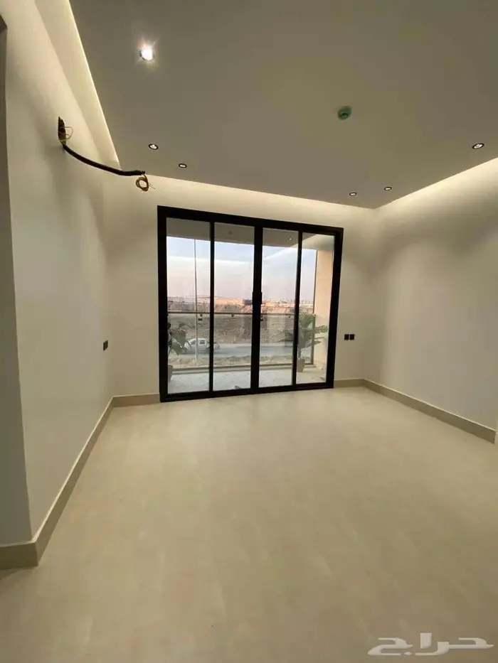 شقه للبيع بتصميم حديث في حي العوالي الرياض 12