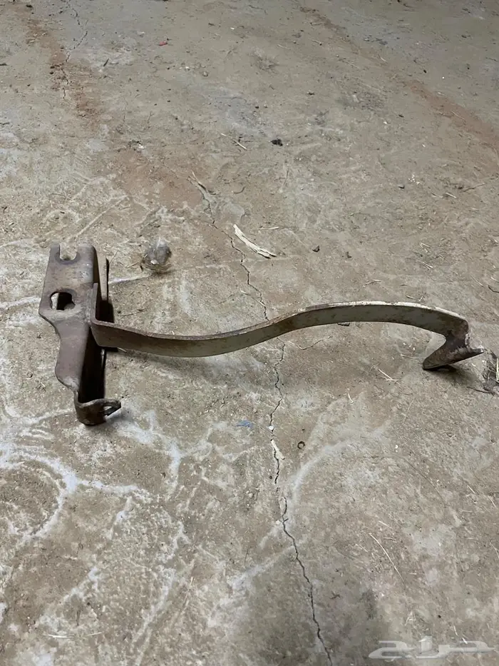 قواعد صدام هايلكس من 79 الى 83 0