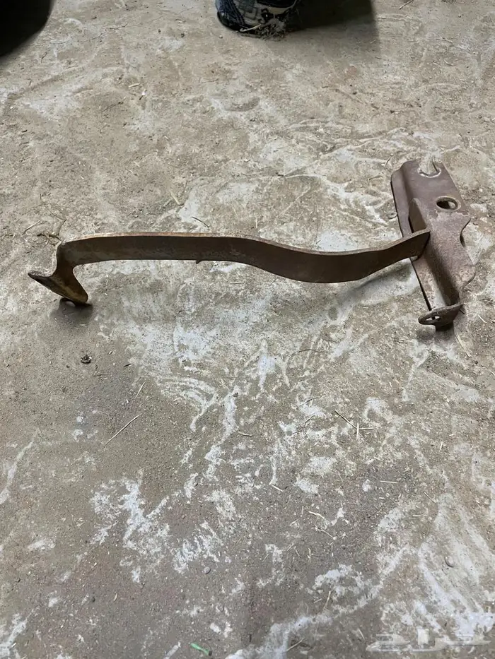 قواعد صدام هايلكس من 79 الى 83 2