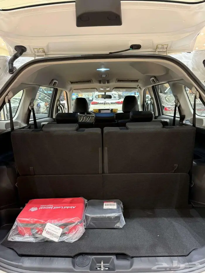 تويوتا فيلوز 8