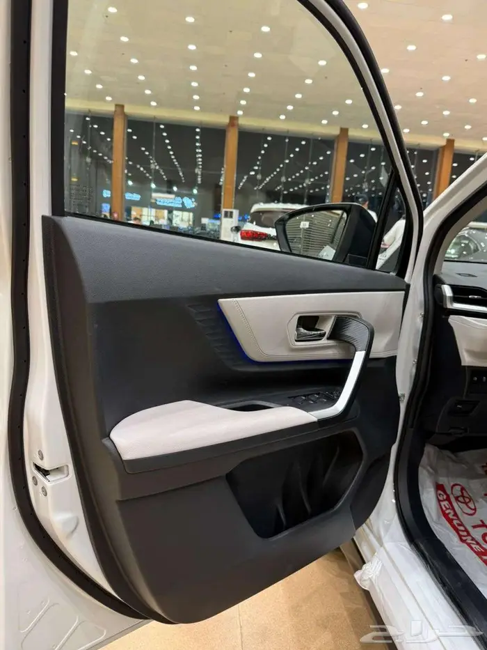 تويوتا فيلوز 6