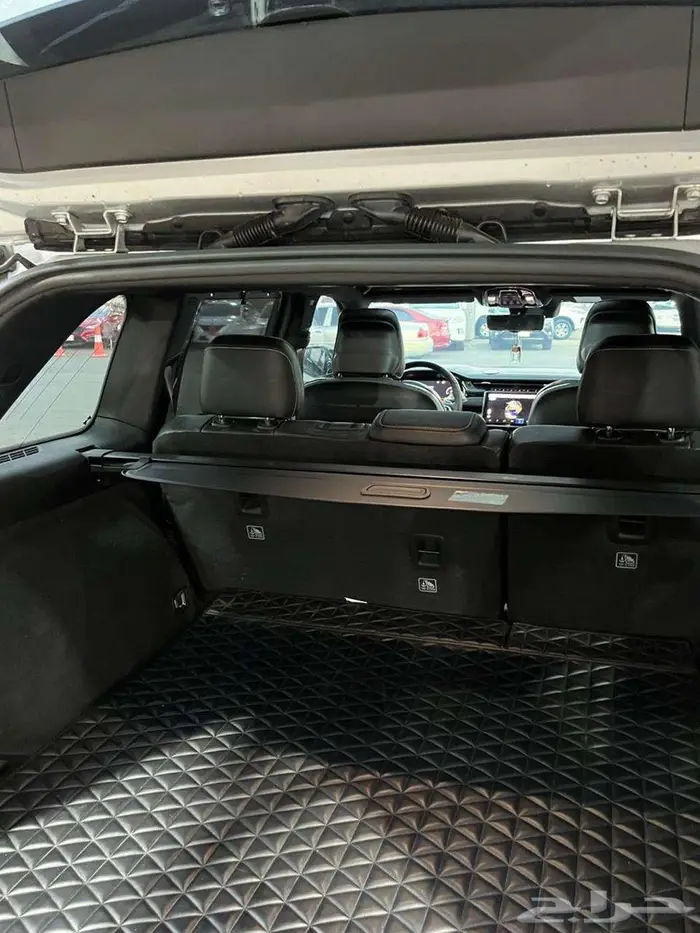 جيب جراند شيروكي 2023 فل كامل 35