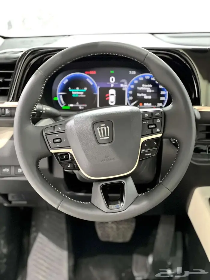 كراون 2.5 برستيج هايبرد 2026 5